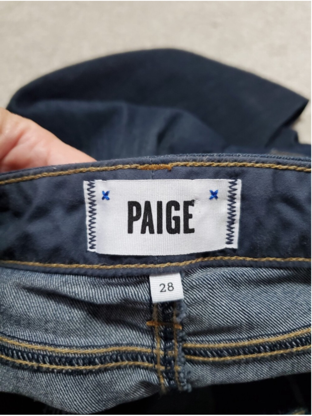 PAIGE Skyline Straight 34" Jeans Stream Dark Blue Wash Sz 28 Mid-Rise Stretch - Picture 9 of 14